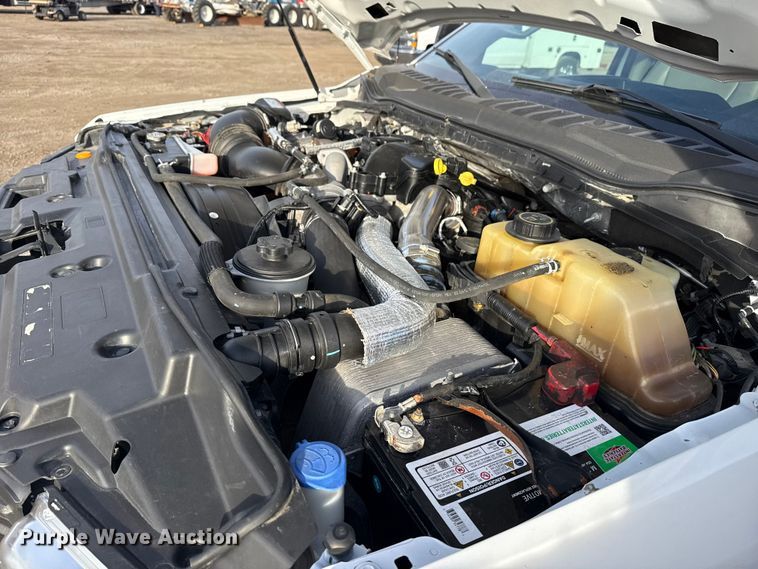 image for item EG1861 2018 Ford F550 Super Duty XL flatbed truck