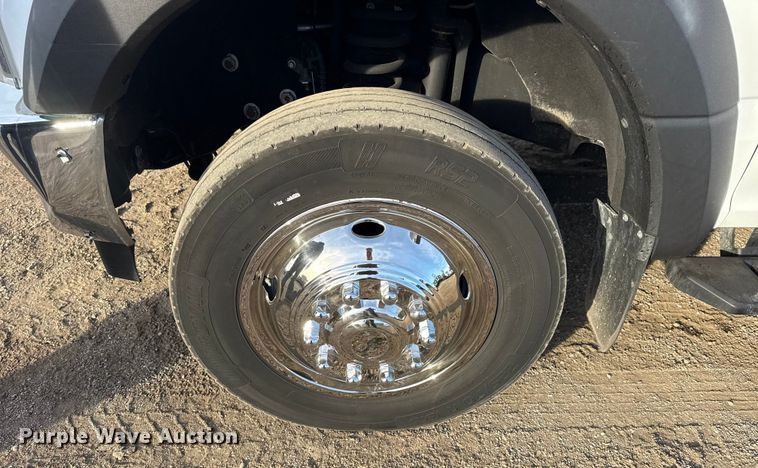 image for item EG1861 2018 Ford F550 Super Duty XL flatbed truck