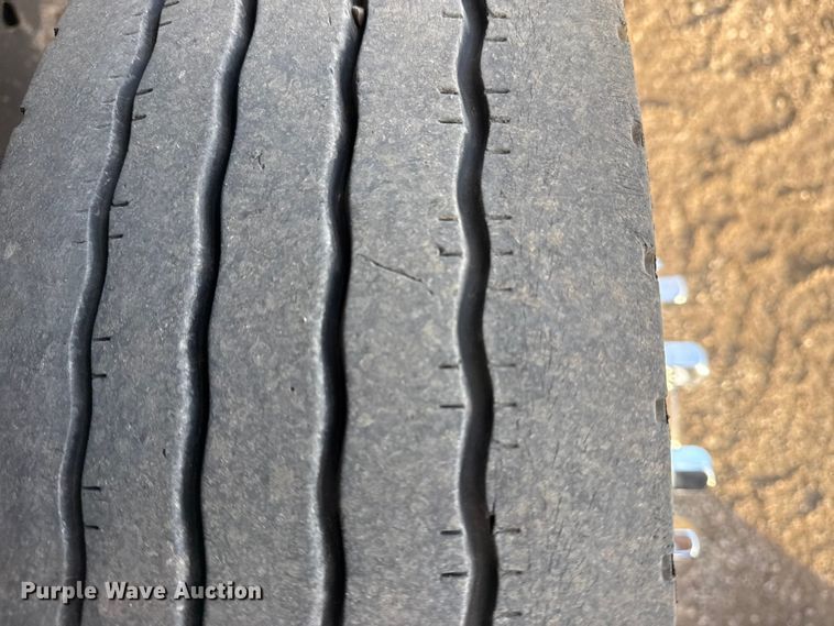 image for item EG1861 2018 Ford F550 Super Duty XL flatbed truck