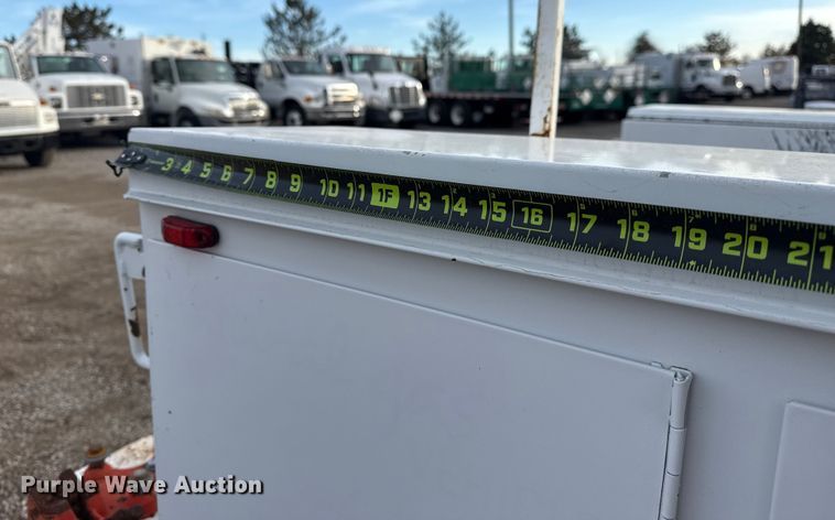 image for item EG1862 2016 Chevrolet 2500HD Double Cab utility bed pickup truck