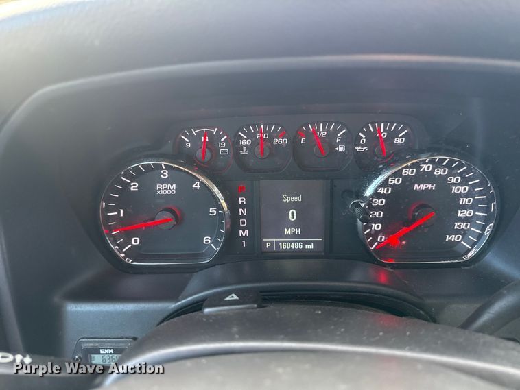 image for item EG1862 2016 Chevrolet 2500HD Double Cab utility bed pickup truck