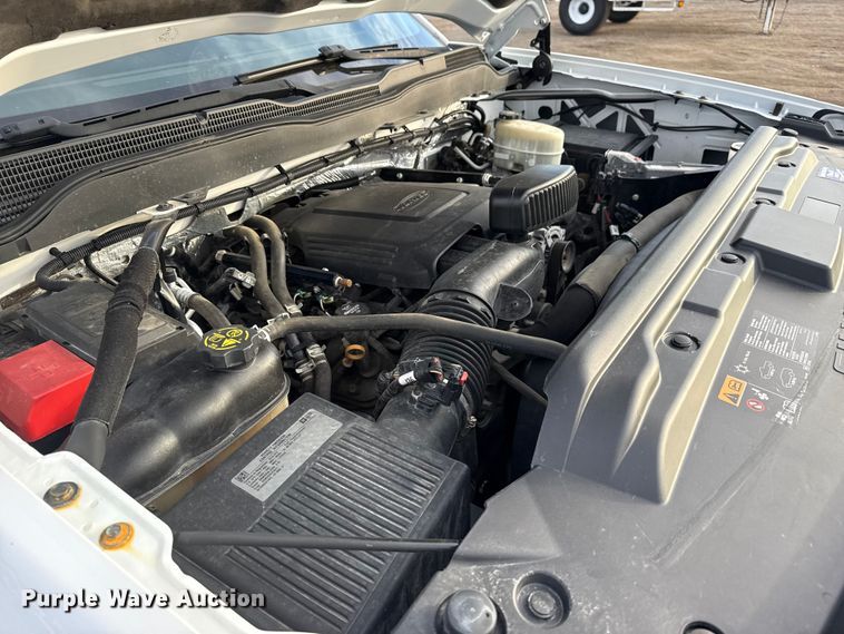 image for item EG1862 2016 Chevrolet 2500HD Double Cab utility bed pickup truck