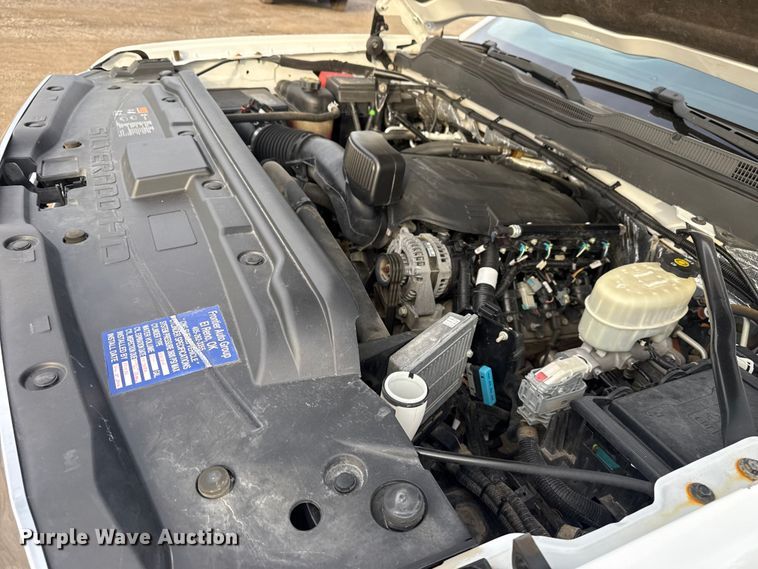 image for item EG1862 2016 Chevrolet 2500HD Double Cab utility bed pickup truck