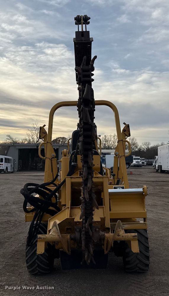 image for item EG1863 2011 Vermeer RT450 trencher