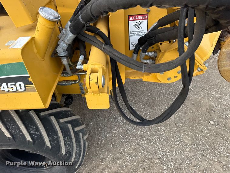 image for item EG1863 2011 Vermeer RT450 trencher