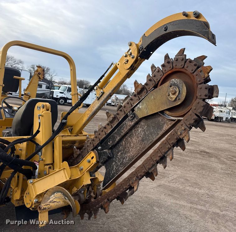 image for item EG1863 2011 Vermeer RT450 trencher