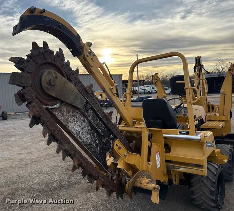 image for item EG1863 2011 Vermeer RT450 trencher