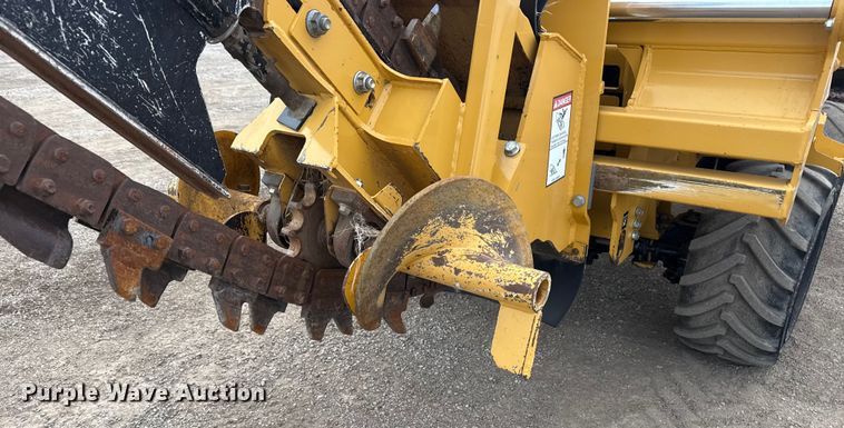 image for item EG1863 2011 Vermeer RT450 trencher