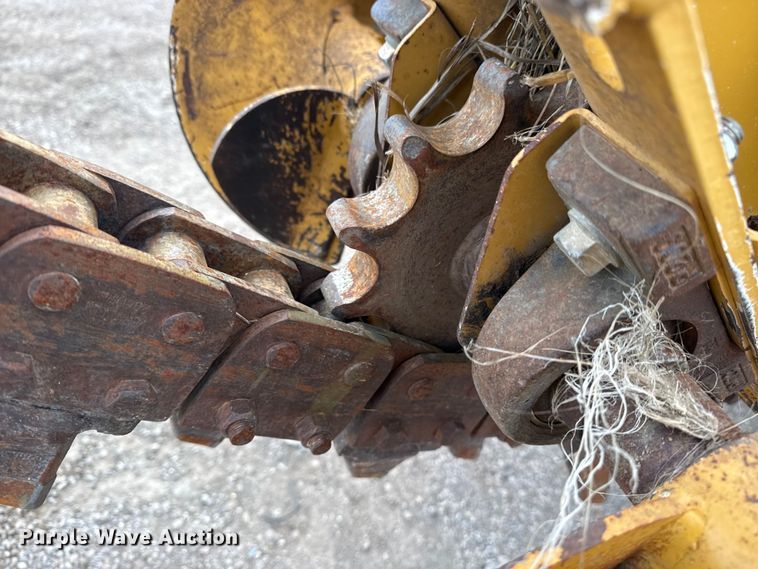 image for item EG1863 2011 Vermeer RT450 trencher