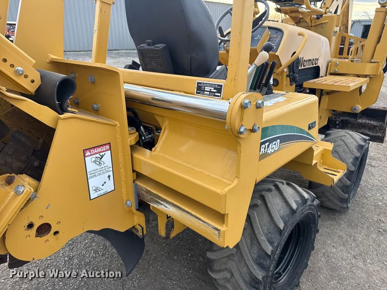 image for item EG1863 2011 Vermeer RT450 trencher