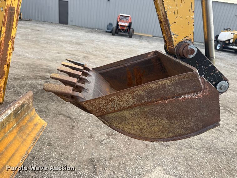 image for item EG1863 2011 Vermeer RT450 trencher