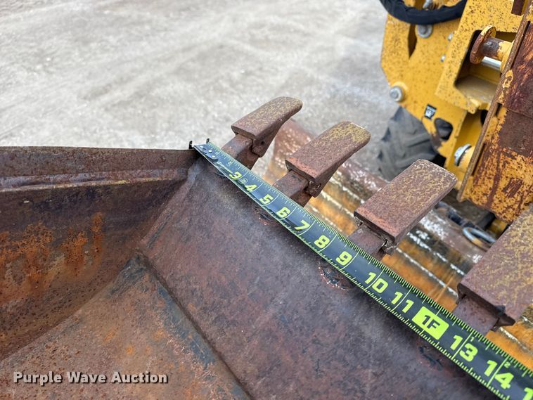 image for item EG1863 2011 Vermeer RT450 trencher