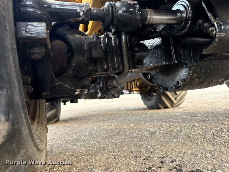 image for item EG1863 2011 Vermeer RT450 trencher