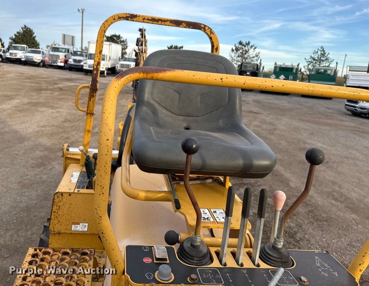 image for item EG1863 2011 Vermeer RT450 trencher