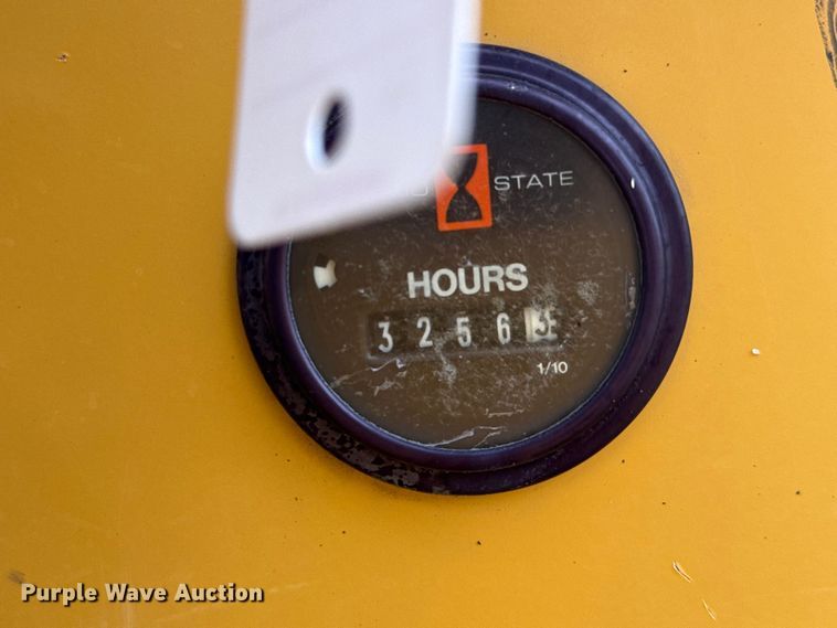 image for item EG1863 2011 Vermeer RT450 trencher