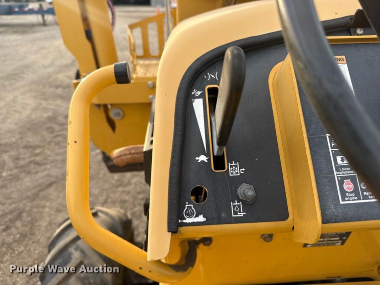 image for item EG1863 2011 Vermeer RT450 trencher