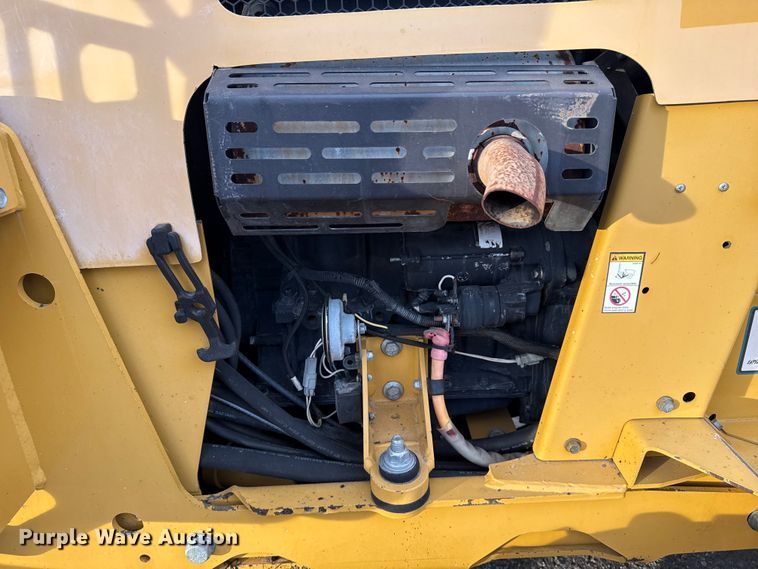 image for item EG1863 2011 Vermeer RT450 trencher