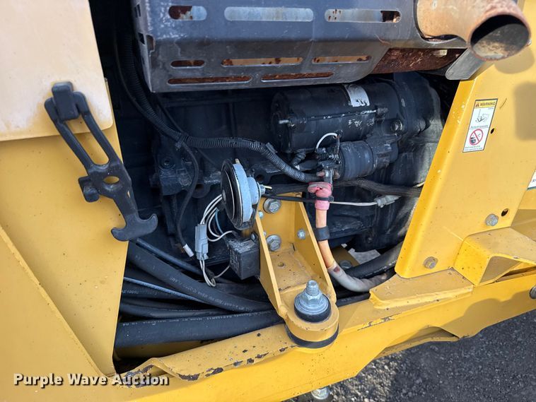 image for item EG1863 2011 Vermeer RT450 trencher