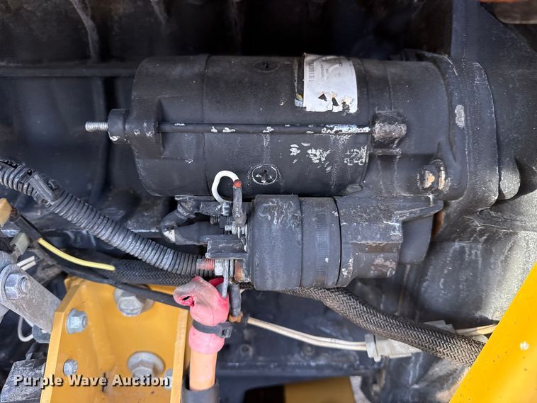 image for item EG1863 2011 Vermeer RT450 trencher