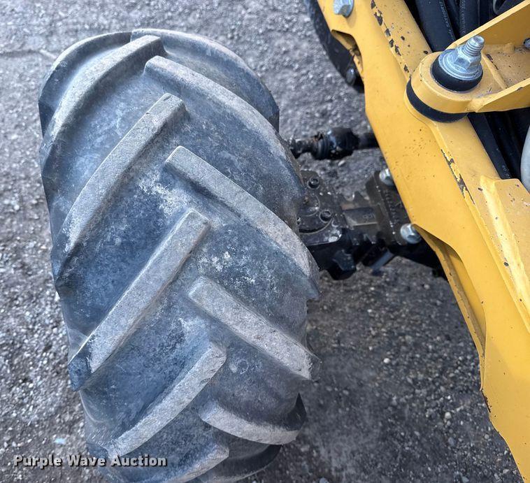 image for item EG1863 2011 Vermeer RT450 trencher