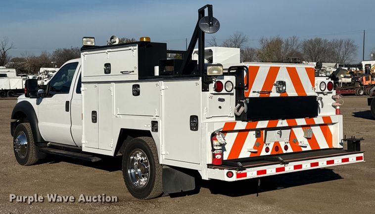 image for item EG1867 2013 Ford F450 Super Duty XL utility / service truck