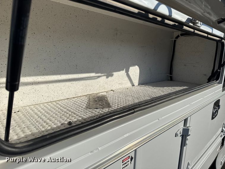 image for item EG1867 2013 Ford F450 Super Duty XL utility / service truck