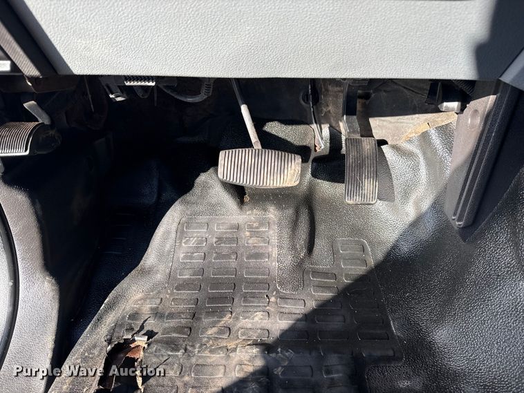 image for item EG1867 2013 Ford F450 Super Duty XL utility / service truck