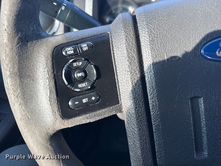 image for item EG1867 2013 Ford F450 Super Duty XL utility / service truck