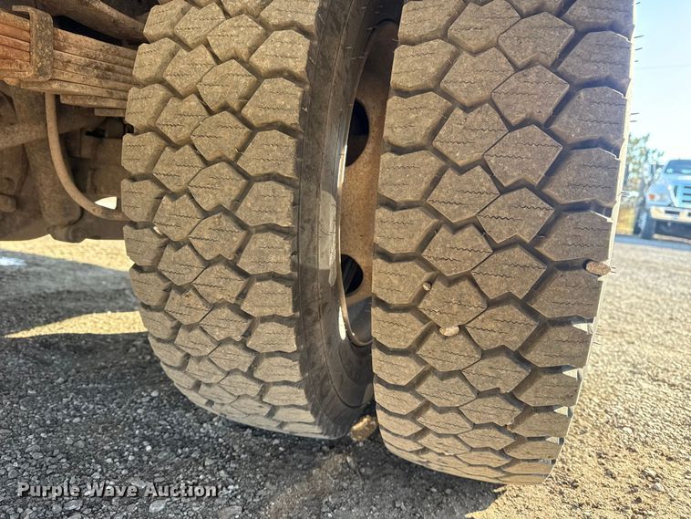 image for item EG1867 2013 Ford F450 Super Duty XL utility / service truck