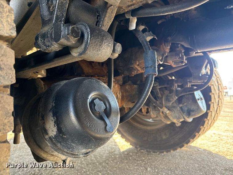 image for item EG1868 2013 Mack GU713 vacuum truck