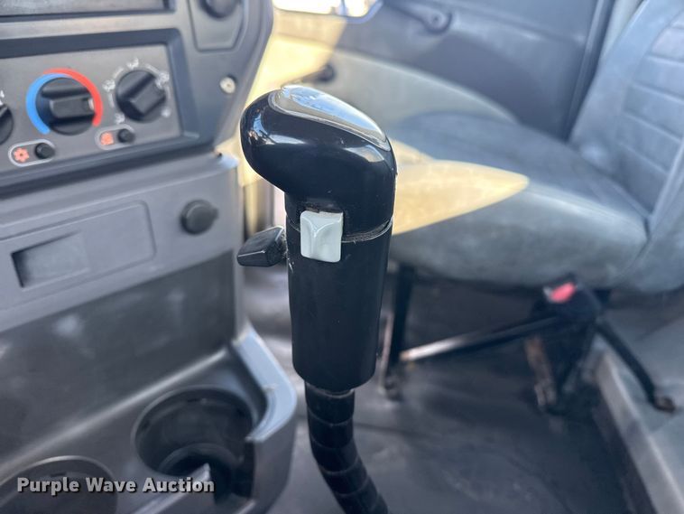 image for item EG1868 2013 Mack GU713 vacuum truck