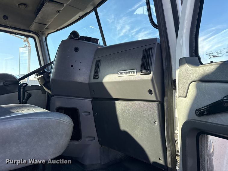 image for item EG1868 2013 Mack GU713 vacuum truck