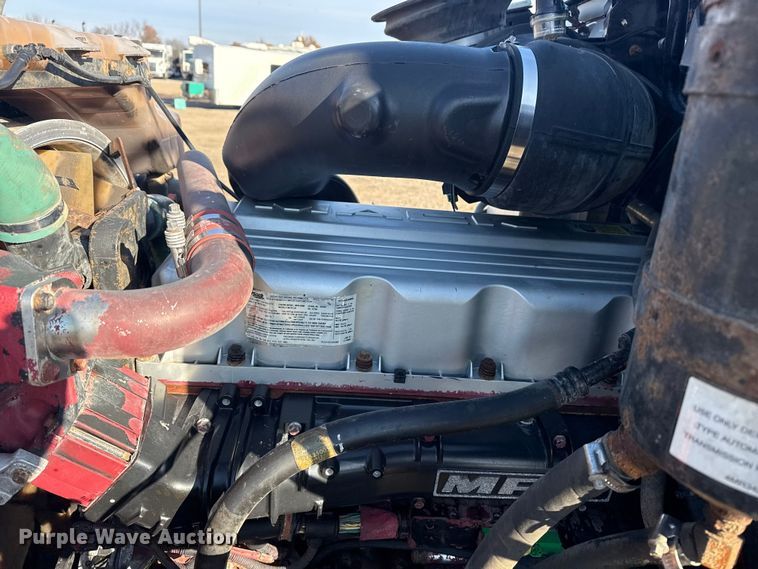 image for item EG1868 2013 Mack GU713 vacuum truck