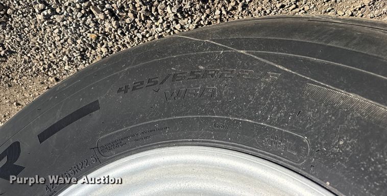 image for item EG1868 2013 Mack GU713 vacuum truck