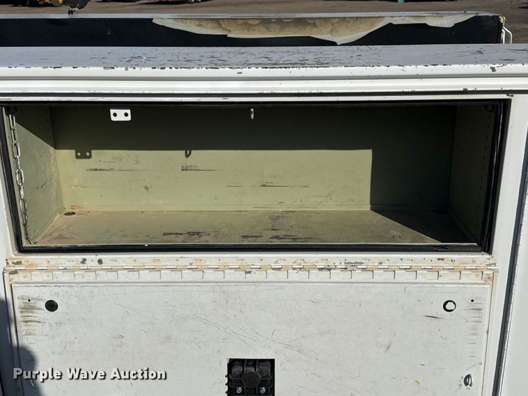 image for item EG1869 2013 Ford F250 Super Duty SuperCab utility bed pickup truck