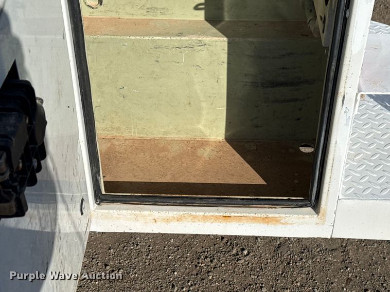 image for item EG1869 2013 Ford F250 Super Duty SuperCab utility bed pickup truck