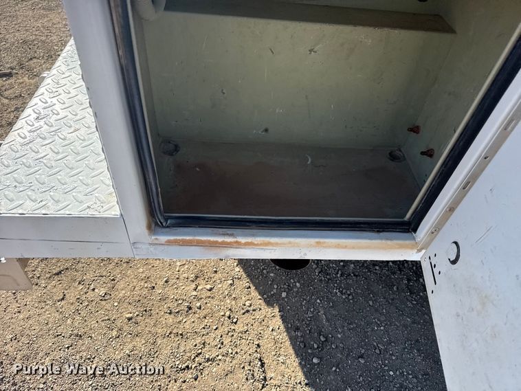 image for item EG1869 2013 Ford F250 Super Duty SuperCab utility bed pickup truck