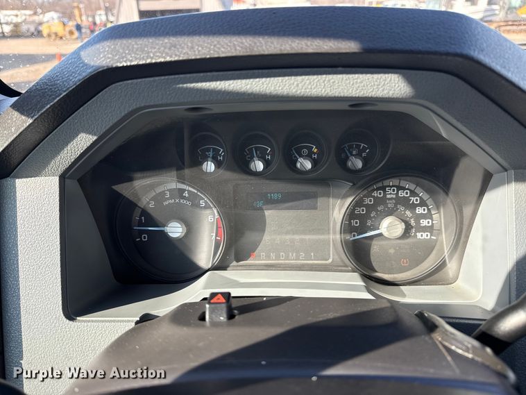 image for item EG1869 2013 Ford F250 Super Duty SuperCab utility bed pickup truck