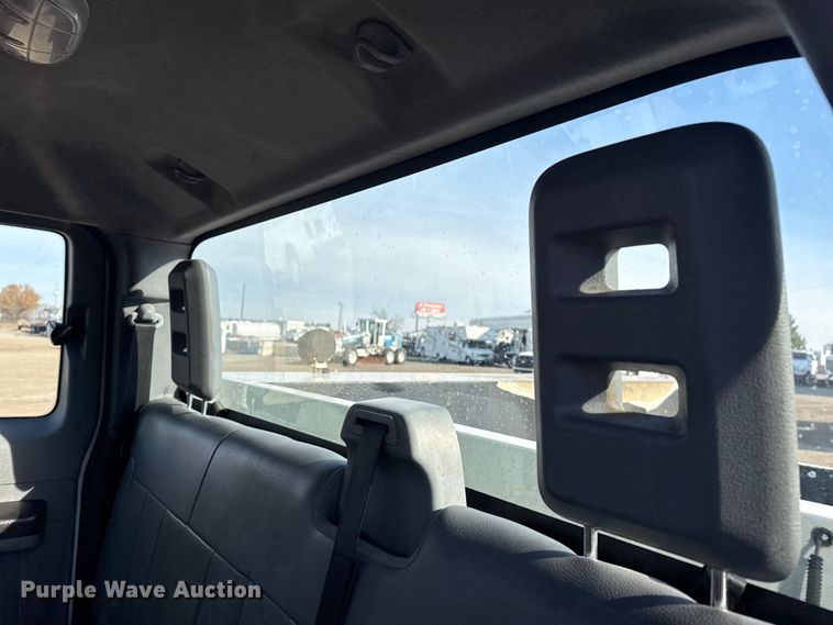 image for item EG1869 2013 Ford F250 Super Duty SuperCab utility bed pickup truck