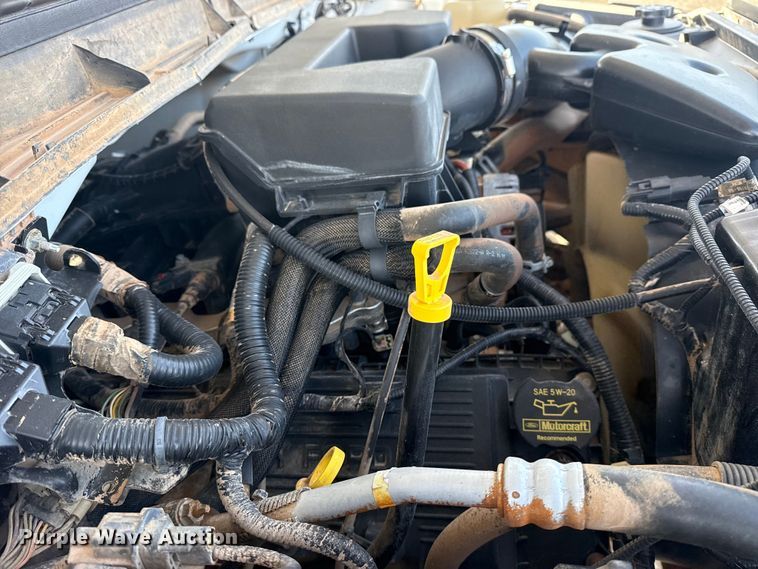 image for item EG1869 2013 Ford F250 Super Duty SuperCab utility bed pickup truck