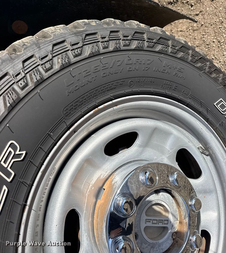 image for item EG1869 2013 Ford F250 Super Duty SuperCab utility bed pickup truck