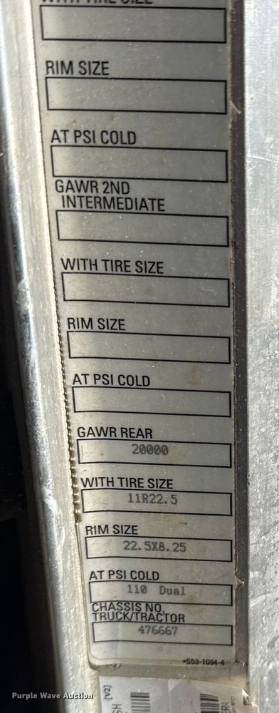 image for item EG1872 2018 Peterbilt 337 utility / service truck