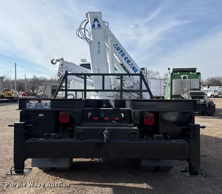image for item EG1873 1997 Chevrolet Kodiak crane truck