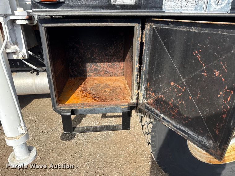 image for item EG1873 1997 Chevrolet Kodiak crane truck