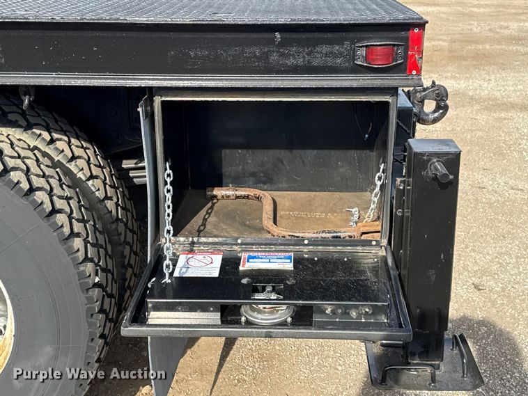 image for item EG1873 1997 Chevrolet Kodiak crane truck