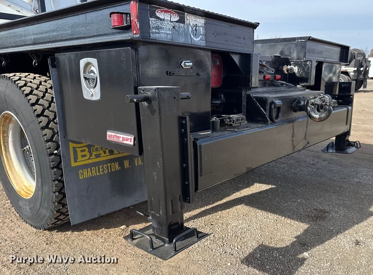 image for item EG1873 1997 Chevrolet Kodiak crane truck