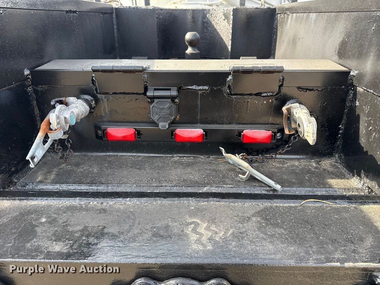 image for item EG1873 1997 Chevrolet Kodiak crane truck