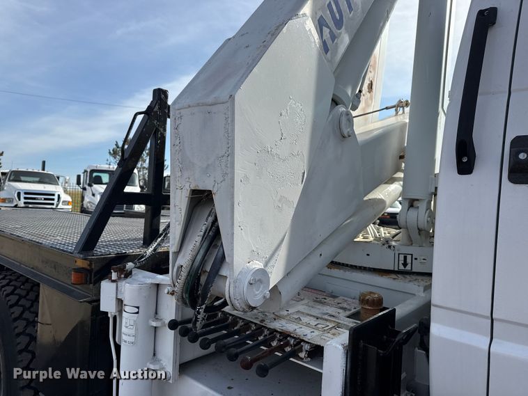 image for item EG1873 1997 Chevrolet Kodiak crane truck