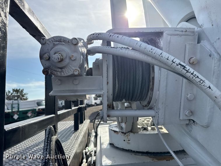 image for item EG1873 1997 Chevrolet Kodiak crane truck