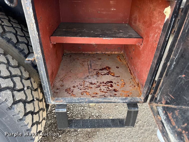 image for item EG1873 1997 Chevrolet Kodiak crane truck